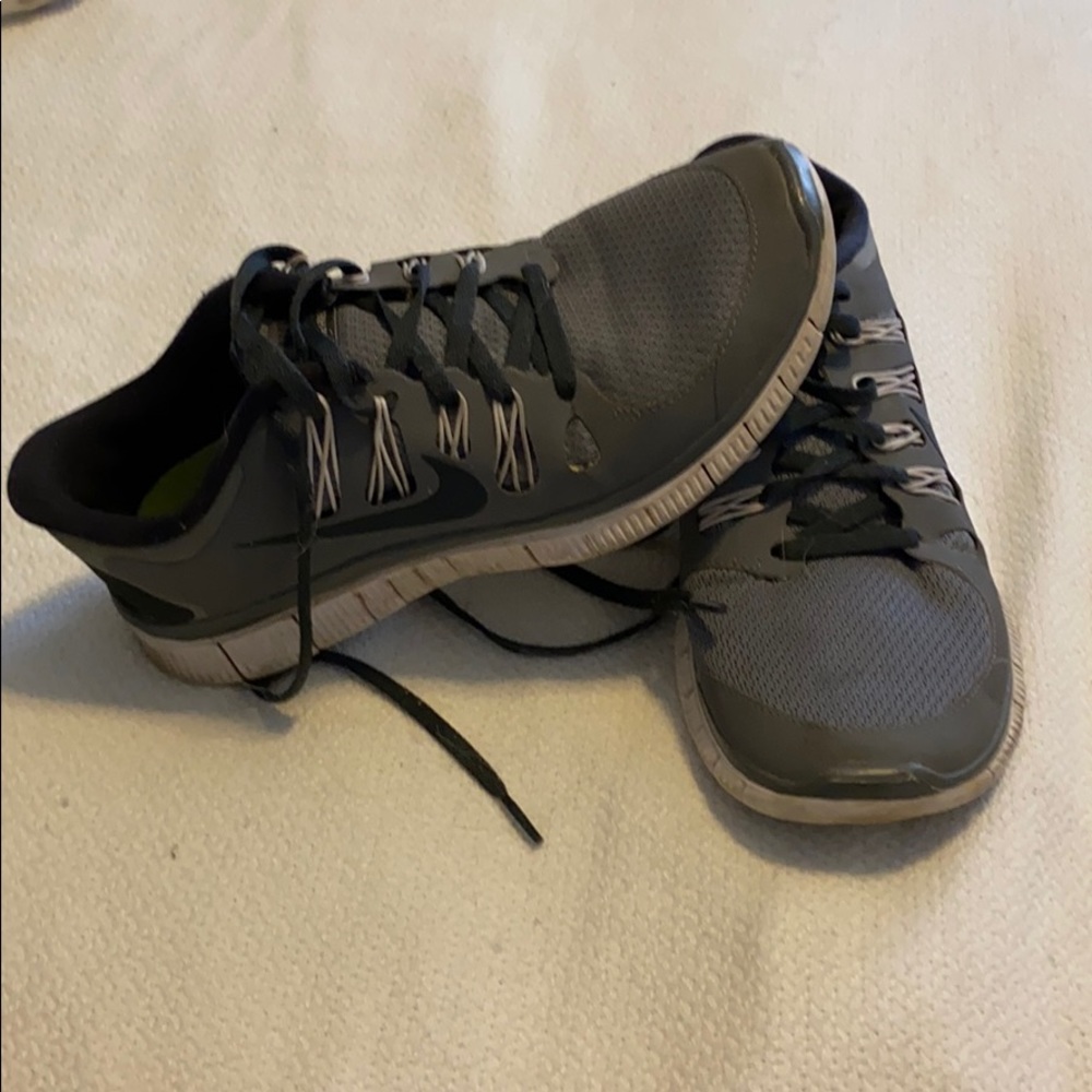 Grey Nike free runs